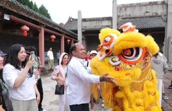 有东莞制造，更有东莞“艺造”——第二届“东盟青年作家中国行”走进广东东莞